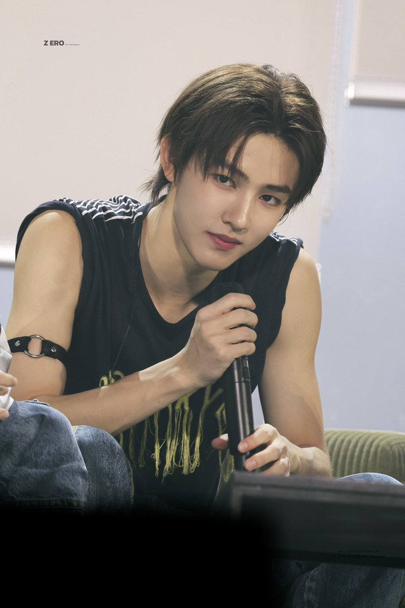 S_Zero113's tweet photo. 250908
#성현 #SEONGHYEON #코르티스 #CORTIS https://t.co/fOm6Nyy55t