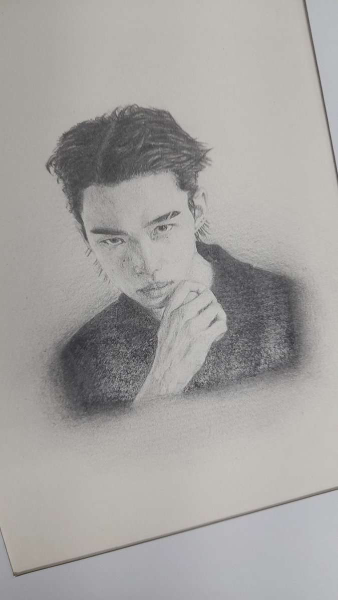 Lolbit_20's tweet photo. @Stray_Kids a drawing that one of my friends made for a project 😄 https://t.co/KHSv10w3RB