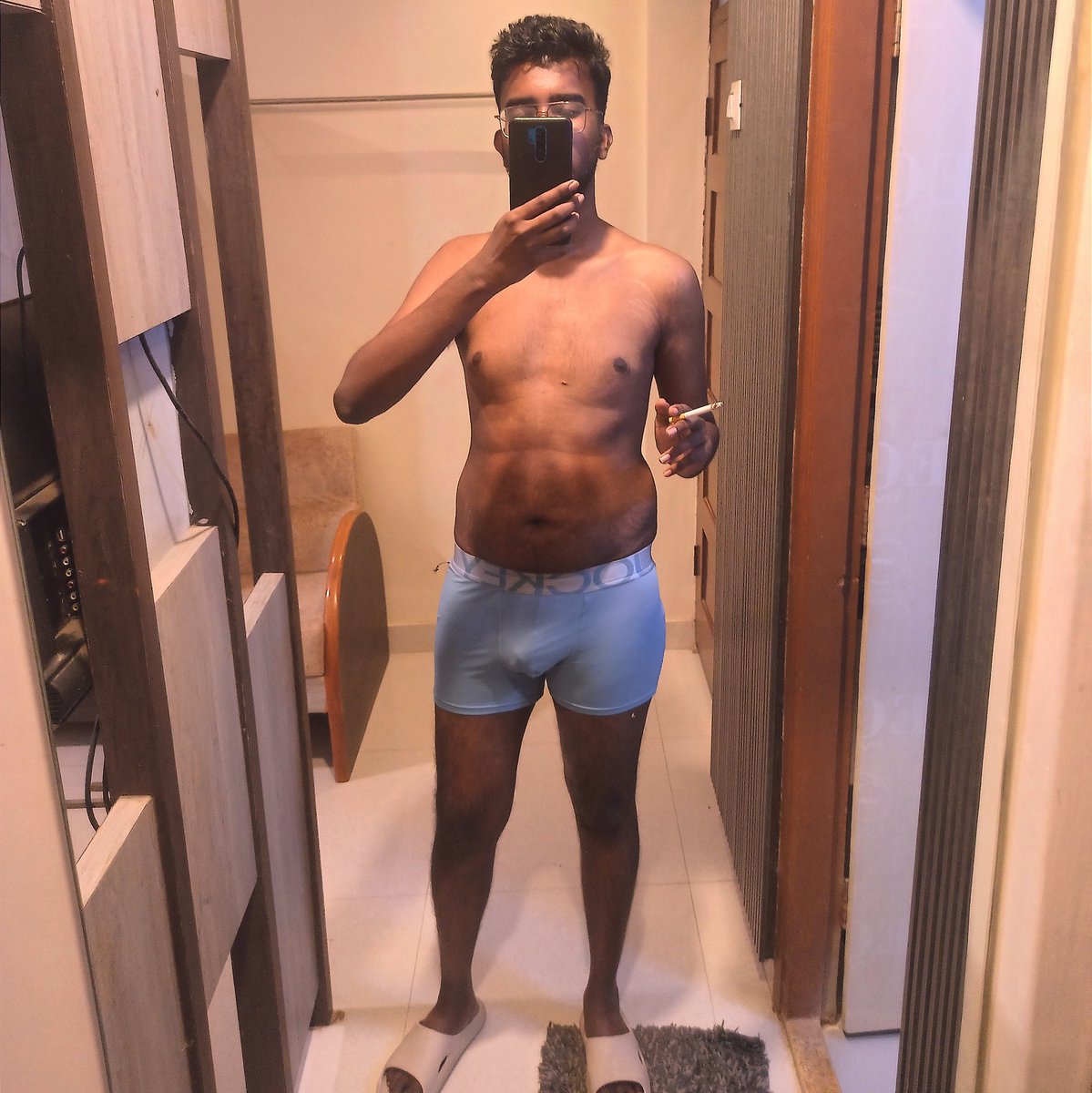 Alexhere2k's tweet image. Tell me hi if you are 🏳‍🌈 too? I may stalk you in comments💬 section 😜 @Desi_Atharv @domifikis @twink_top09 @yoursboyy @vikram_fucks @bihari_bong @cuteluck92 @bonghunkx @CharanbangaramZ @rahulN43235 @gowdatop @GowdaTop96179 @Rj_topboy @AlphaBottomX