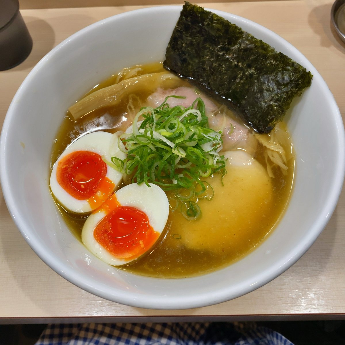 ReikoKudooooooo's tweet photo. にどめまして
2回目は、味玉塩🍜

ごちそうさまでした😋

#手揉み中華そば中村
November11,2025 https://t.co/WBvf1xRVK6