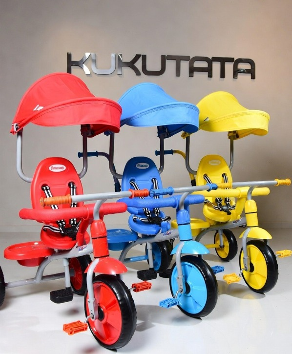 ¿Tu pequeño está aprendiendo a dar sus primeras pedaladas?

Pues en Kukutata encontrarás una amplia gama de triciclos infantiles al mejor precio.

¡Aprovecha nuestras rebajas de Black Friday y ahorra en Kukutata!
