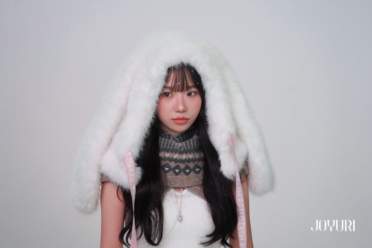 jo yuri pics ☁️ tweet media