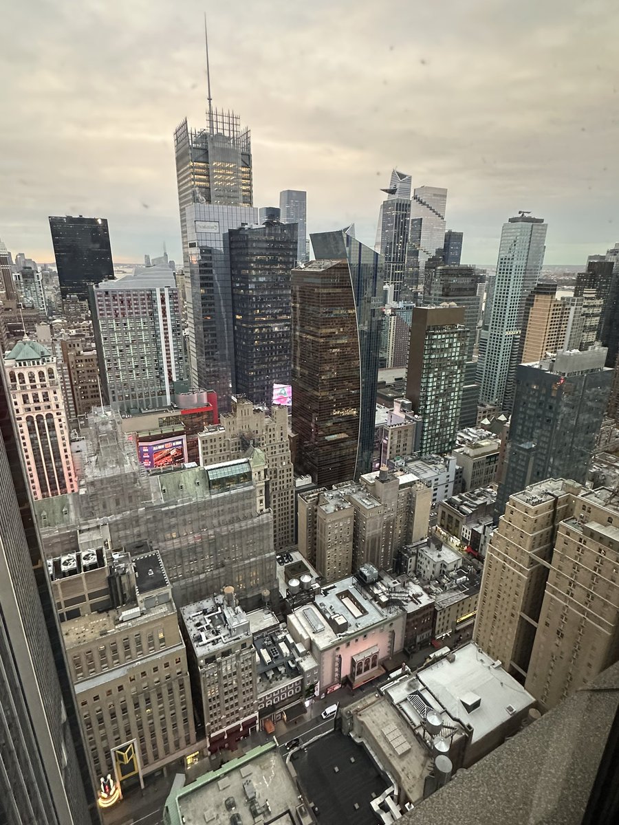 JenKatOfficial's tweet photo. Good morning, NYC! 

#kajoraglobal #nyc #familyofficeevents https://t.co/lGfAufoC75