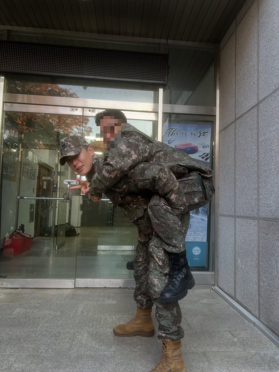 adore 𝓙 tweet media