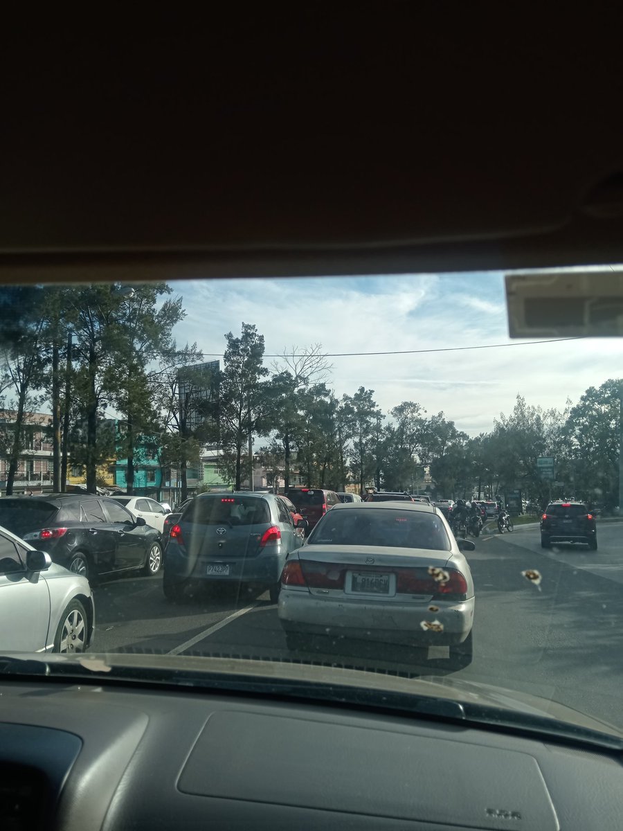 Buenos dias con toda la actitud al trabajo 😎😭

<a href="/BTS_twt/">방탄소년단</a>