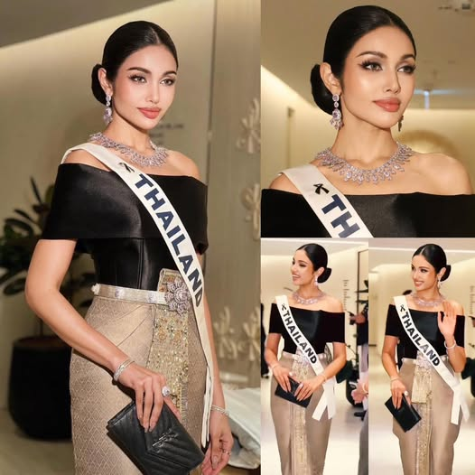 ”วีนา“ ปวีนา ซิงห์ ตัวแทนสายสะพายไทยแลนด์ในการประกวด Miss Universe 2025 ในชุดไทยประยุกต์เข้าร่วมงาน Gala Dinner ค่ำคืนนี้ที่พัทยา
นี่ล่ะ..ลุคที่วีนาควรจะ Keep เอาไว้ มาถูกทางแล้วค่ะ 
#สวยสง่ามากกกกกก 
กระทรวงนางงามแห่งประเทศไทย