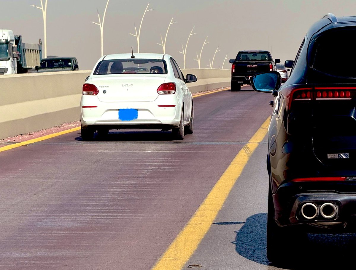 gate_meta's tweet image. What’s the crypto equivalent of driving in the  forbidden 🚫 bus lane to get ahead of others?

Are these our KOLs irl 😂