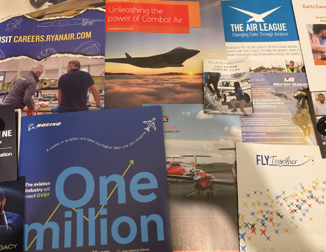 RGSHWCareers's tweet image. Our @rgshw students were flying high at Careers in Aerospace &amp;amp; Aviation Live in London! Hosted by the Royal Aeronautical Society, the event gave students like Anish (below) the chance to connect with industry leaders like Boeing, Gulfstream &amp;amp; Martin-Baker. #Futures #FlyingHigh