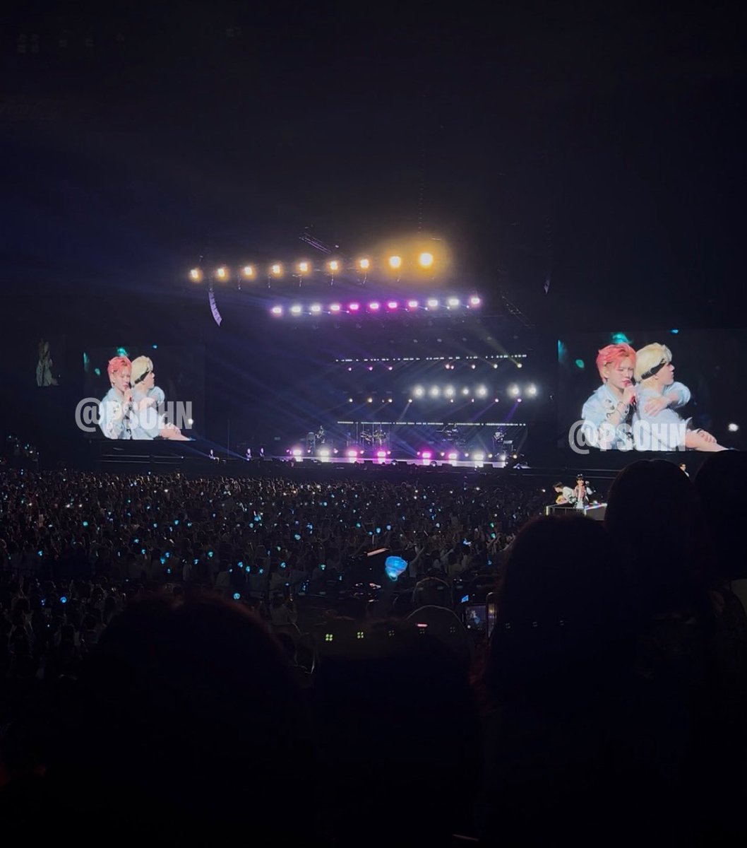 ☾ tweet media