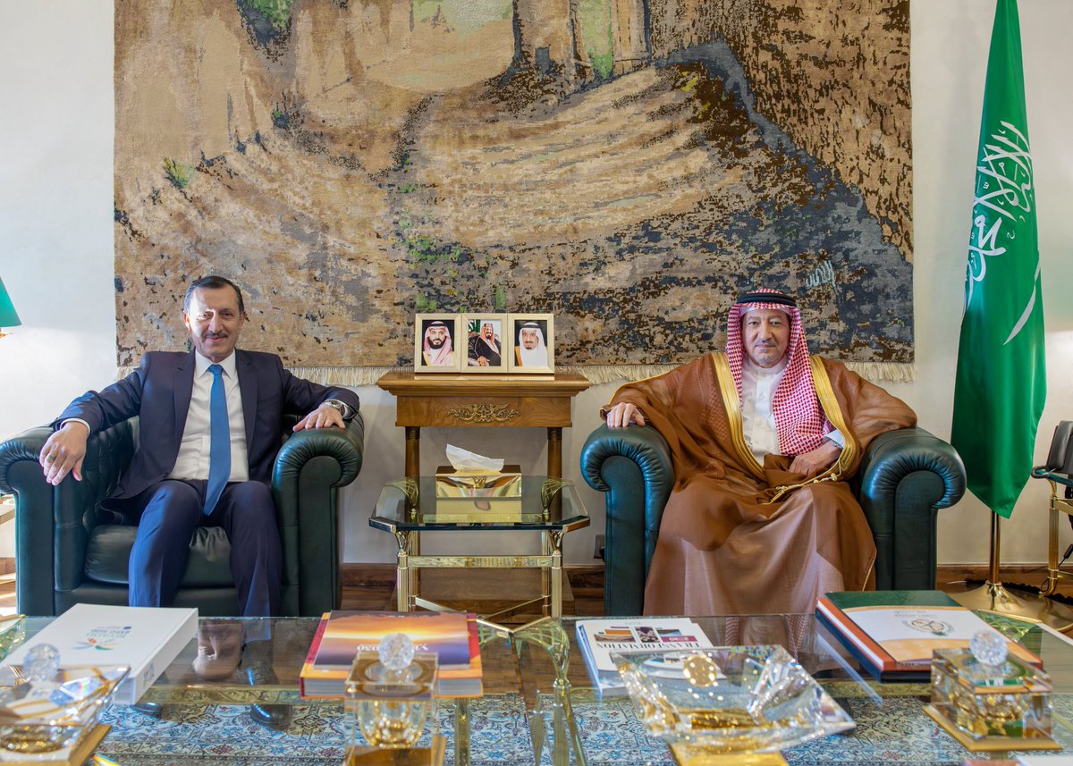 #الرياض | معالي نائب وزير الخارجية #وليد_الخريجي <a href="/W_Elkhereiji/">وليد الخريجي</a> يستقبل سعادة سفير جمهورية تركيا لدى المملكة السيد أمر الله أشلر.