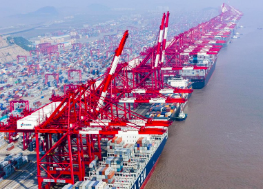 MasContainer's tweet photo. 📢 🛑 #MasContainer Newsletter Diario:
🚢 #Shanghái rompe récord histórico: el puerto más grande del mundo supera los 40 millones de TEU en 2025, reafirmando su dominio en el comercio marítimo global.
Lee todo aquí: https://t.co/ppvU5ODTyn https://t.co/lqDPFuUalf
