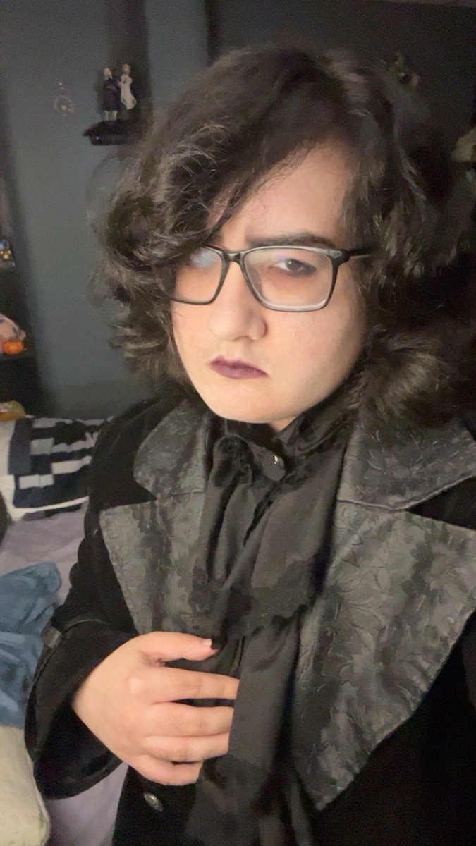 zudolph's tweet image. I love getting dressed up just to buy groceries