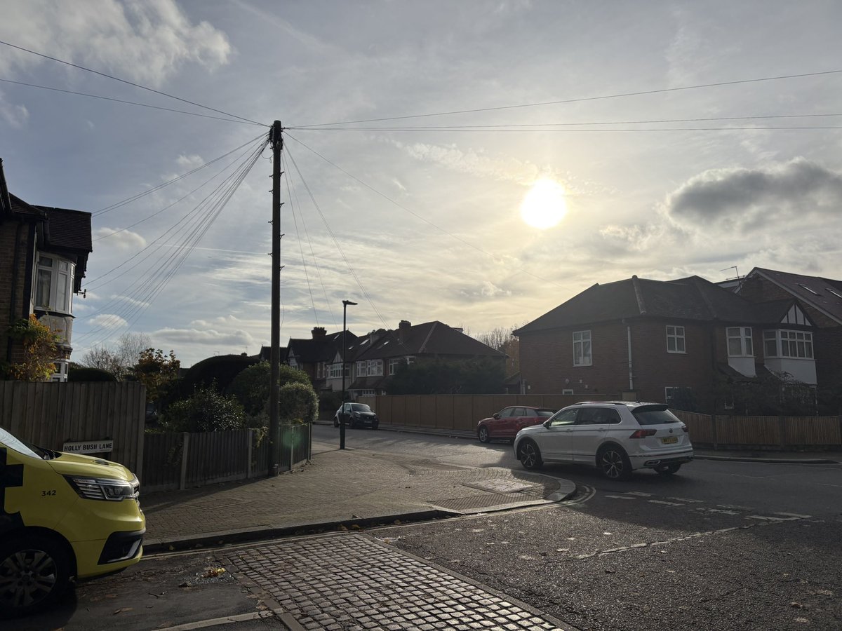 devadam88's tweet image. Day 28 of #30DaysOfExercise

Tempo run. Fast segments with a good warm up and warm down. 4km in around 32min