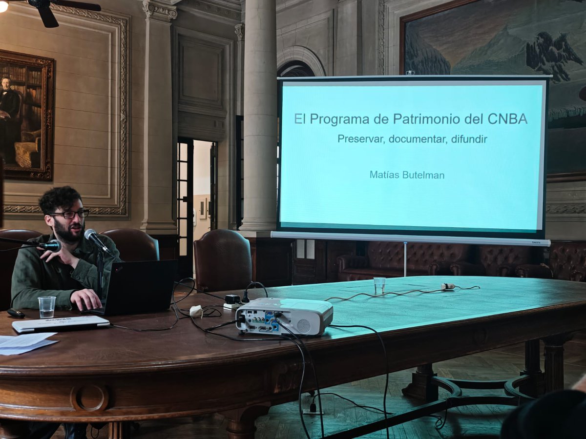 Comenzamos el día en el Primer Encuentro de Patrimonio del CNBA ✨ <a href="/mbutel/">Matías Butelman</a>, responsable del Programa de Patrimonio, nos cuenta sobre las colecciones del Colegio: preservar, documentar, difundir.
#patrimonio #cnba #museos