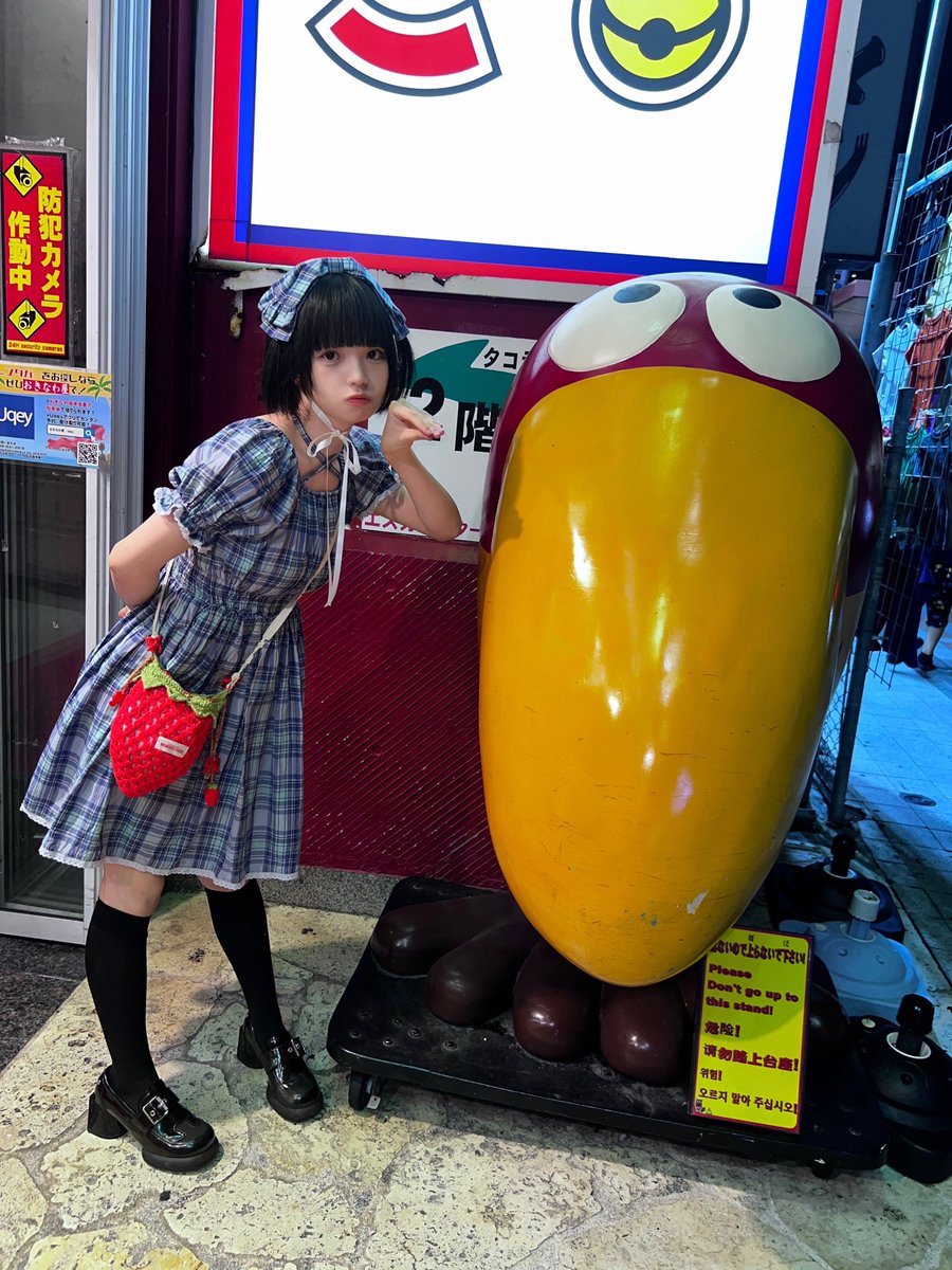 ごめん告知遅くなりました🙇‍♂️ 金髪ロリィタと沖縄観光チェキが発売