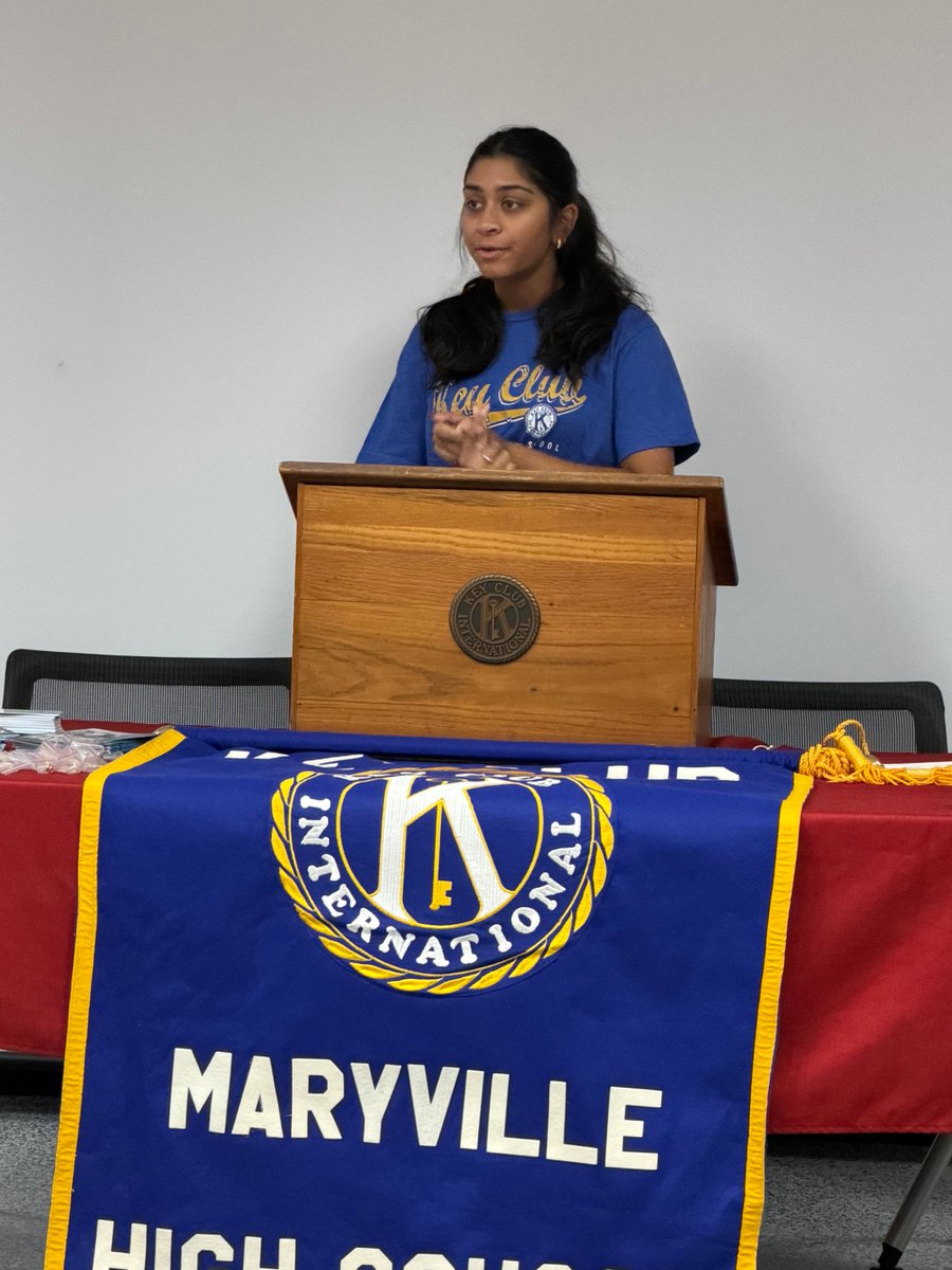 Congrats to the 44 new members inducted into the MHS Key Club this morning! 🎉 
Huge thanks to sponsors Mrs. Sobota and Mrs. Minzyk for developing leaders who will serve over 80+ community service hours by senior year. #wearemarvyille #maryvillekiwanis