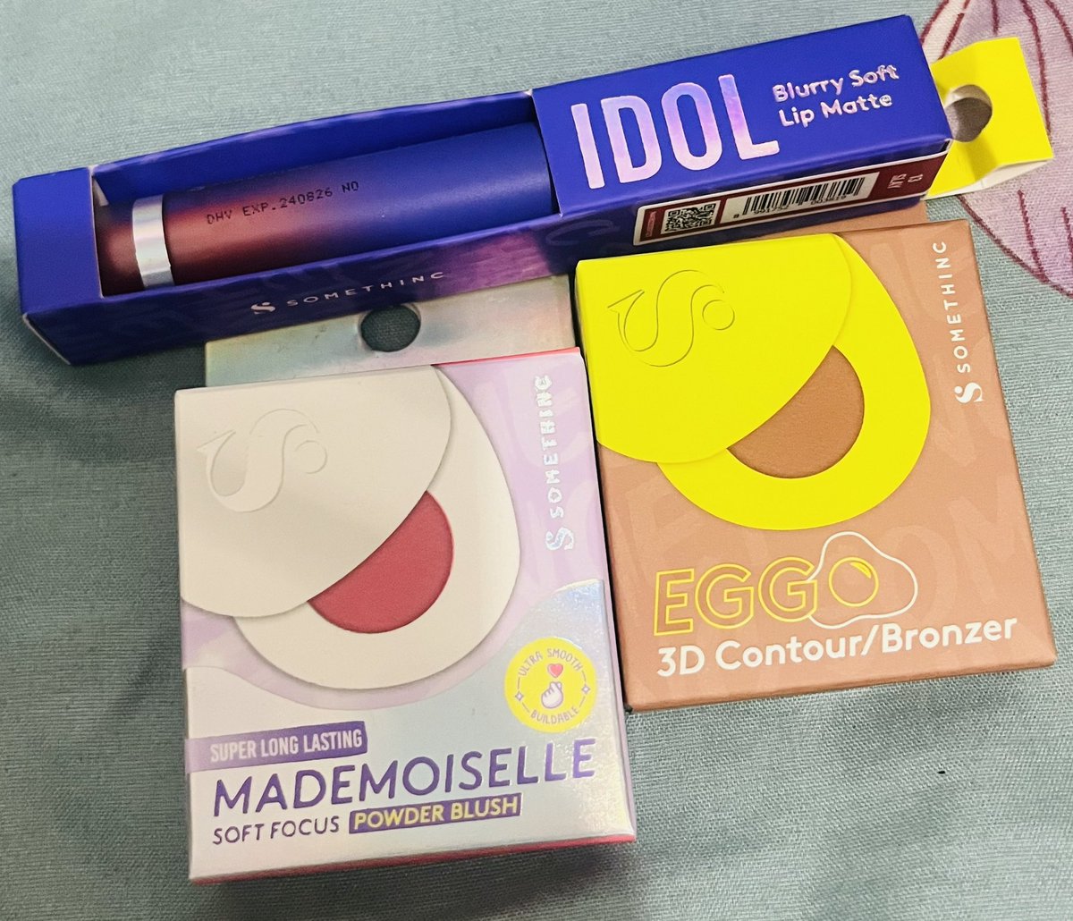 Yuhuuuu.. hasil berburu diskon Somethinc kmrn.
.
.
.
Lop deh <a href="/Somethinc4u/">Somethinc Official</a> 😘