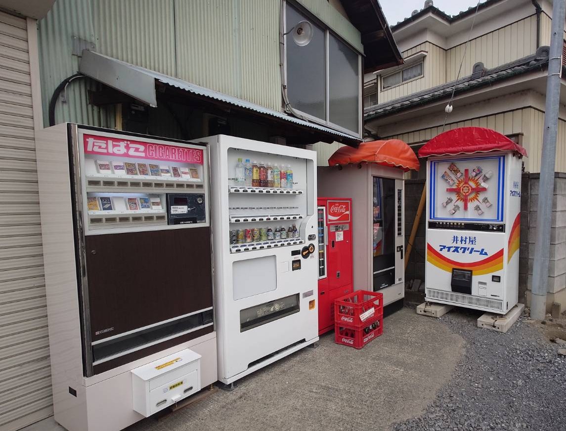 関東某所(ご近所さんのご迷惑になるから場所は非公開)にあるレトロ