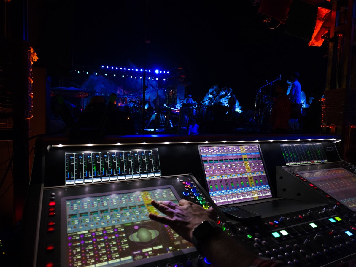 KLANGtec's tweet image. &quot;Given the complexity of handling such a vast number of channels, I could not envision a more effective solution for IEMs than KLANG.&quot; — Notchfiltr, Production Engineer and Designer

#InEarMixing #SoundEngineering #AudioEngineer #ImmersivelnEarMixing #MixingMadeEasy #FOH