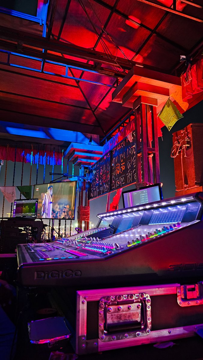 KLANGtec's tweet image. &quot;Given the complexity of handling such a vast number of channels, I could not envision a more effective solution for IEMs than KLANG.&quot; — Notchfiltr, Production Engineer and Designer

#InEarMixing #SoundEngineering #AudioEngineer #ImmersivelnEarMixing #MixingMadeEasy #FOH