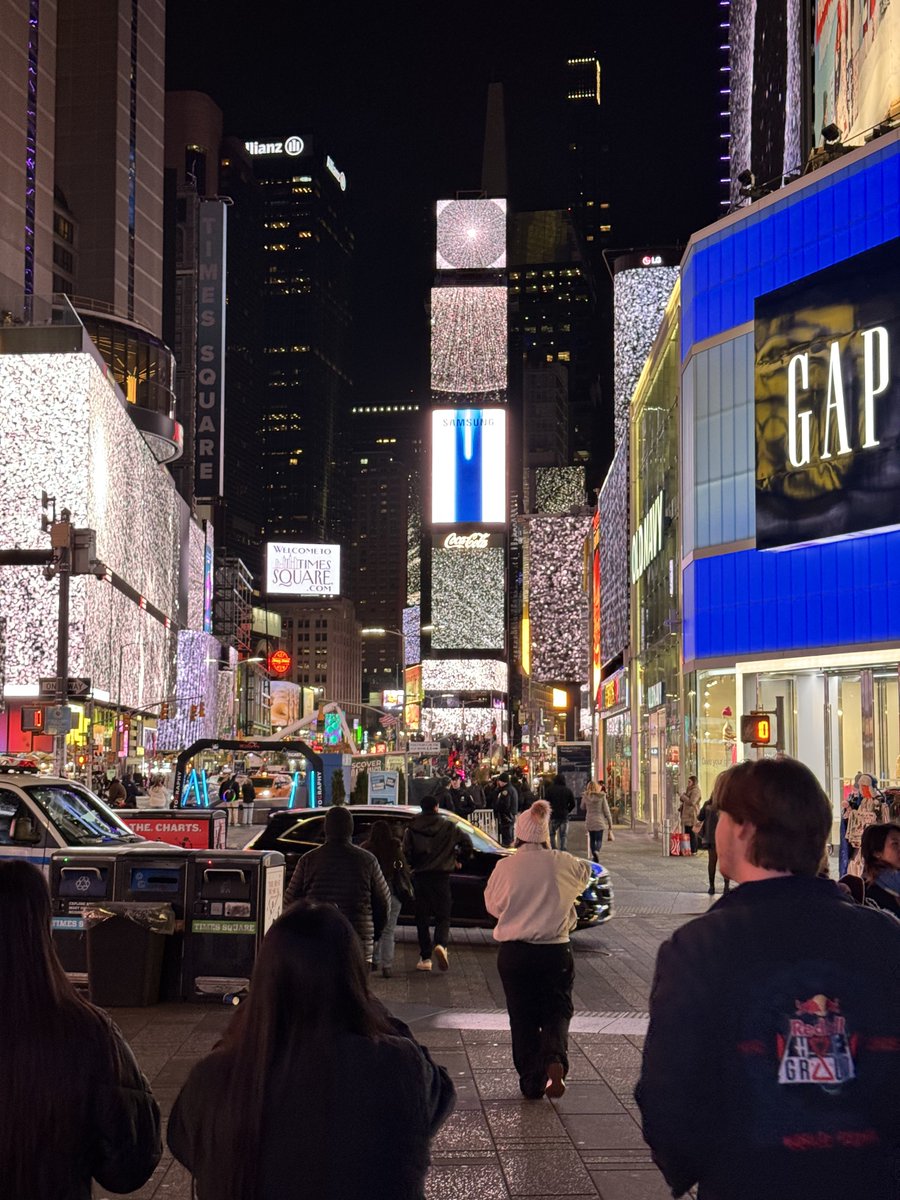 Linku's tweet image. no place like home 😊