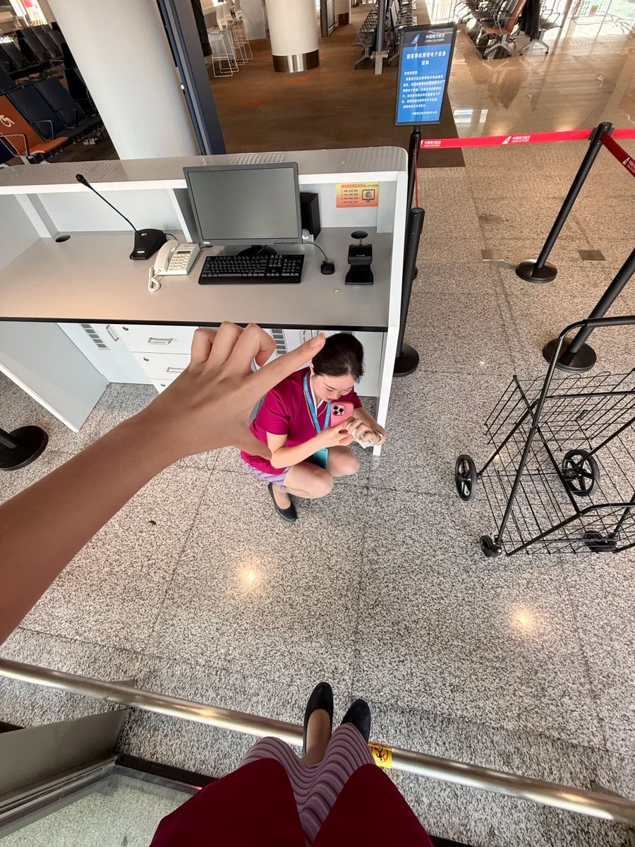 Bank3699's tweet photo. Time flies, yet it feels like an endless, agonizing journey. When will all this end? #ChinaSouthernAirlines #ChinaSouthernAirlinesGroundService https://t.co/aaIDiopyJt