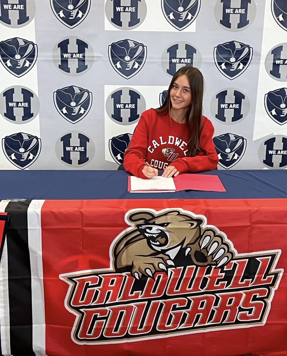 HHS_Varsity_girls_soccer tweet media