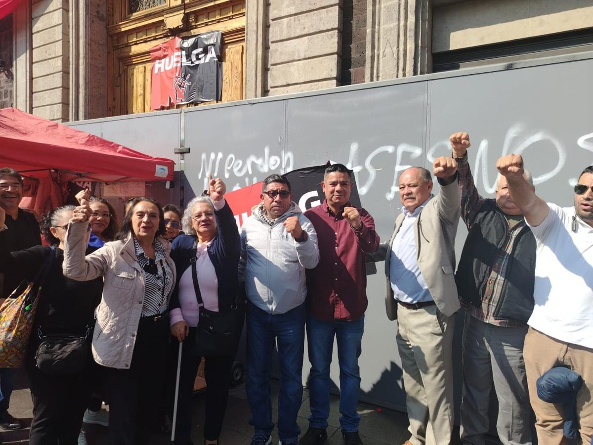 Todo nuestro respaldo a las y los trabajadores del <a href="/NMontePiedad/">NMontePiedad</a> que hoy sostienen una legítima huelga en defensa de sus derechos laborales. Expresamos nuestra solidaridad con el Sindicato Nacional de Trabajadores del Nacional Monte de Piedad (<a href="/LuchaMonte/">SINDICATO Nacional de Monte de Piedad.</a>) y su Secretario