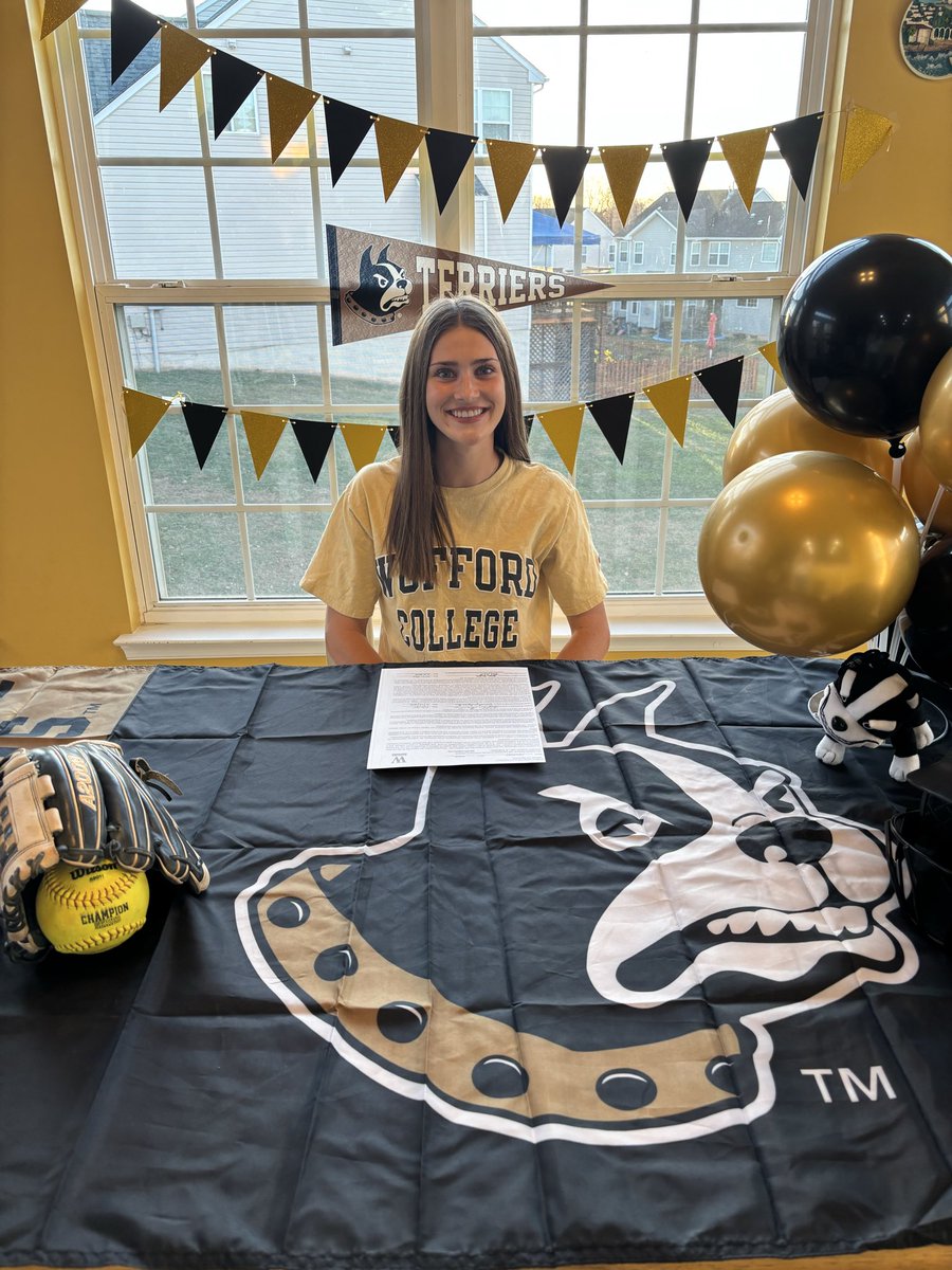 It’s official!! Finally a Terrier! SEE YOU SOON SPARKLE CITY!! 🐾🐾✨✨<a href="/WoffordSoftball/">Wofford Softball</a> <a href="/CoachCButler/">Chelsea Butler</a> <a href="/kara_shutt/">Kara Shutt</a> <a href="/TaylorLiguori/">Taylor Liguori</a> <a href="/Legends_Premier/">Virginia Legends 18U Premier Softball</a>