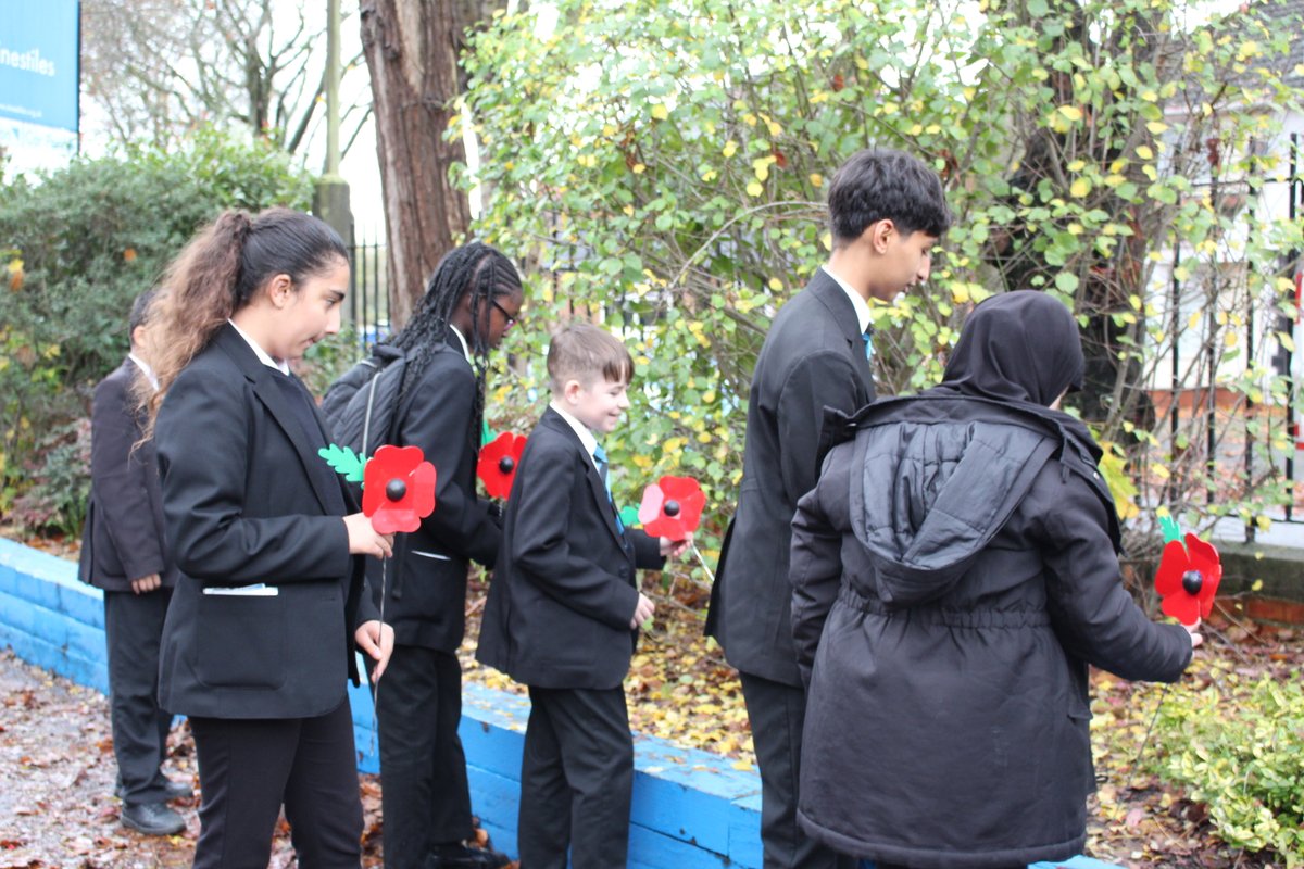 Ninestiles's tweet image. 🌺 We Remember 🌺
This Remembrance Day, we honor the courage and sacrifice of those who served. We paused for two minutes of silence to reflect on freedom and peace. Let’s carry their legacy forward with respect, kindness, and unity.
#commitment#respect #NinestilesAcademy