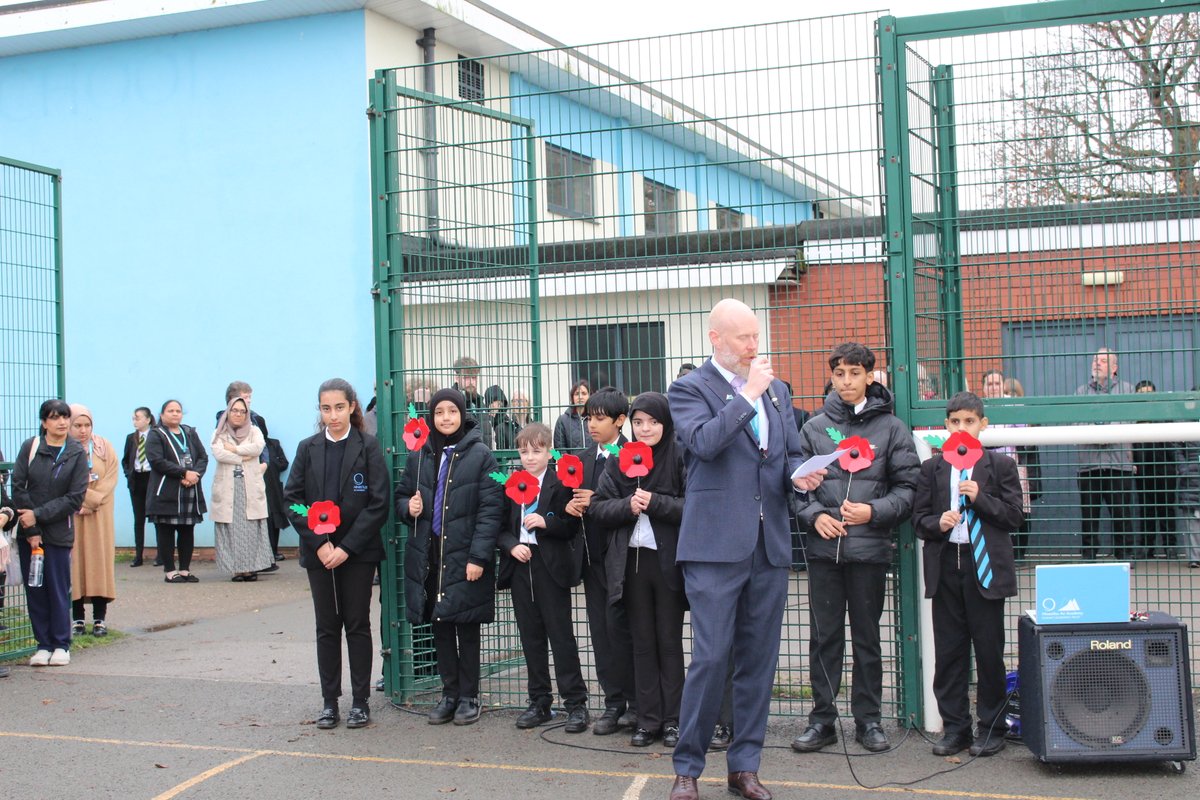 Ninestiles's tweet image. 🌺 We Remember 🌺
This Remembrance Day, we honor the courage and sacrifice of those who served. We paused for two minutes of silence to reflect on freedom and peace. Let’s carry their legacy forward with respect, kindness, and unity.
#commitment#respect #NinestilesAcademy
