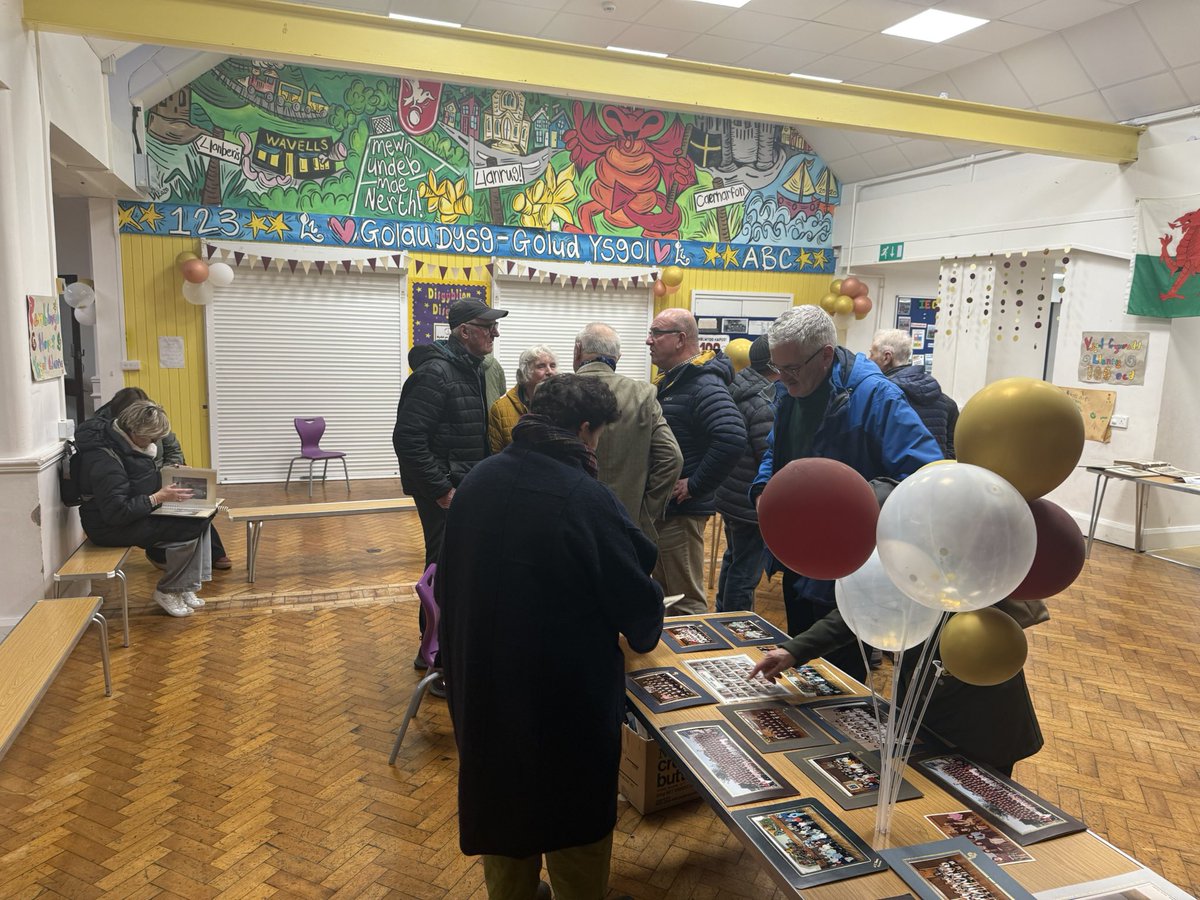 YSGOL LLANRUG tweet media