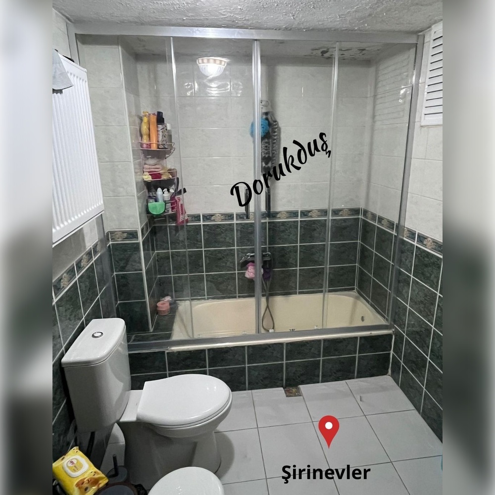 dorukdus's tweet image. Küvet üstü iki duvar arası duşakabin modeli, düz camın netliğini konfor ile buluşturur. 

#dorukduş #dorukdus #bursa #dusakabin #bursadaduşakabin #pleksi #pivotkapı #tekne #Kumlamakabin #kumlamadesen #yerliüretim #bakalit #isteyinyapalım #kumlama #küvet #jakuzi #banyodekorasyonu