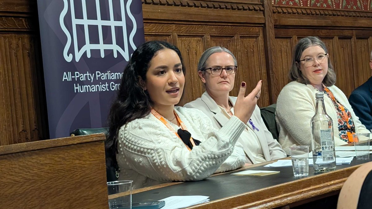 <a href="/LizziCollinge/">Lizzi Collinge MP</a> <a href="/sianberry/">Sian Berry</a> <a href="/KieranMullanUK/">Dr Kieran Mullan MP 🇬🇧 🇺🇦</a> <a href="/cajardineMP/">Christine Jardine 🔶</a> <a href="/andrewcopson/">Andrew Copson</a> <a href="/Humanists_UK/">Humanists UK</a> <a href="/Ceremonies_UK/">Humanist Ceremonies</a> Our final speaker is Faith to Faithless volunteer Aseel, talking about supporting people leaving high-control religious groups and the impact the <a href="/faith2faithless/">Faith to Faithless</a>  helpline has had in helping people rebuild their lives. #APPHG #FaithToFaithless