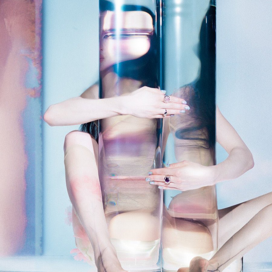 PopBase's tweet image. Poppy announces her new album ‘Empty Hands’ out January 23rd.