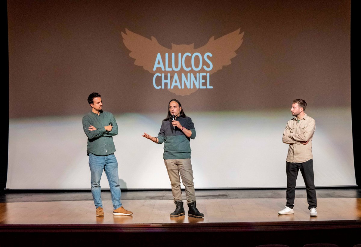 Ayer estuve acompañando a mis buenos amigos de ALUCOS CHANNEL presentando en su pueblo, en Marchamalo, uno de los capítulos de este año.
📸@aytomarchamalo

Os cuento más en el siguiente tweet...