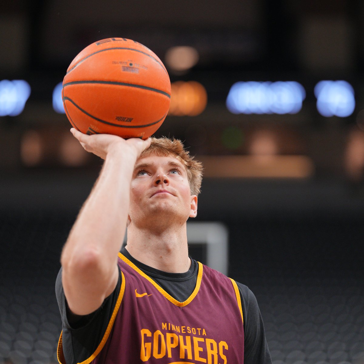 📍Columbia, Missouri

🆚Missouri
📅Wednesday, Nov. 12
⏰7:00 p.m. CT
📍Mizzou Arena
📺 z.umn.edu/avee
📻 gophersports.com/watch/?Live=57…

#TeamTogether