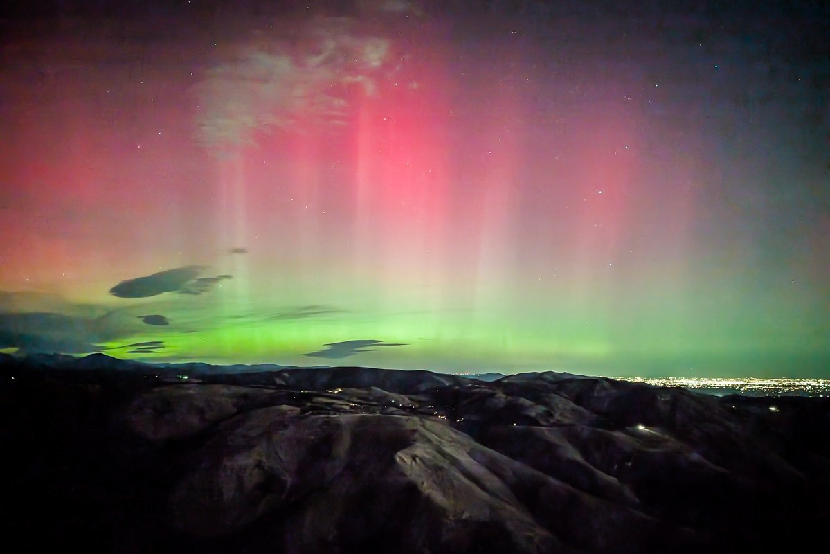 rvandersmith's tweet image. Northern lights over the Front Range at 1:40am last night!

#COwx