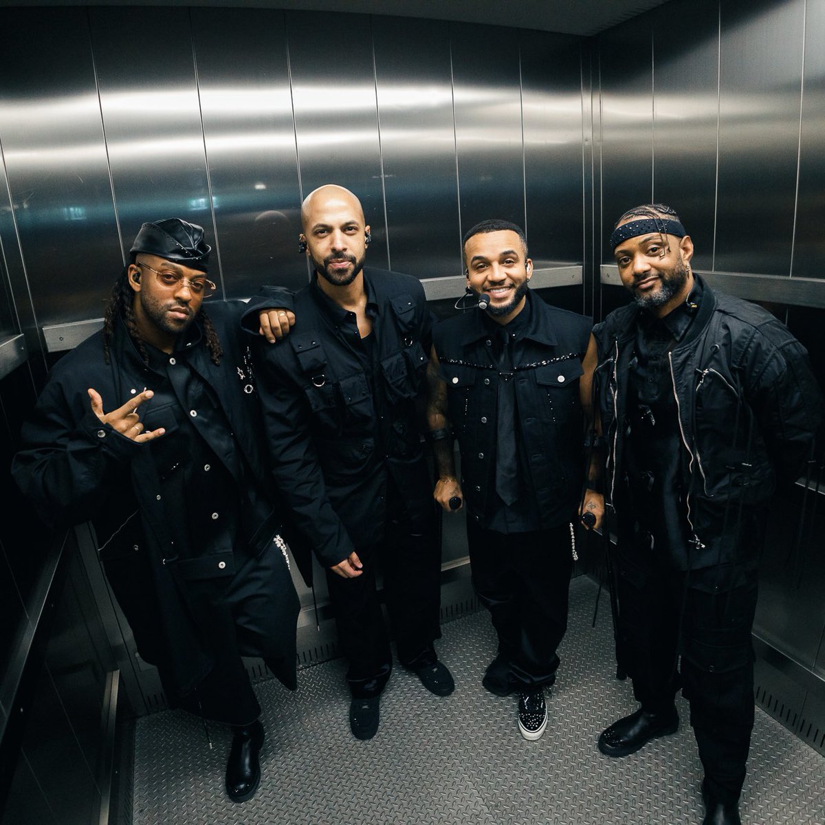 JLSOfficial's tweet photo. The past two nights in Dublin and Belfast were EPIC ❤️💚💙💛 Liverpool, can’t wait to see you tomorrow 🫶🏾 https://t.co/4Uynf8vMW8