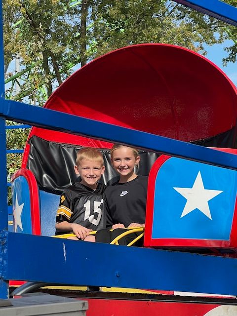 Community1stCU's tweet image. Adventureland Giveaway Winner Spotlight!

C1st Dollar Dog member, Ryker, was one of our lucky Youth Month winners and won a day at Adventureland through a Water Drop Wishes submission! 
Check out how much fun was had.👇🎡

#c1stcu #DollarDog #AdventurelandFun #YouthMonth
