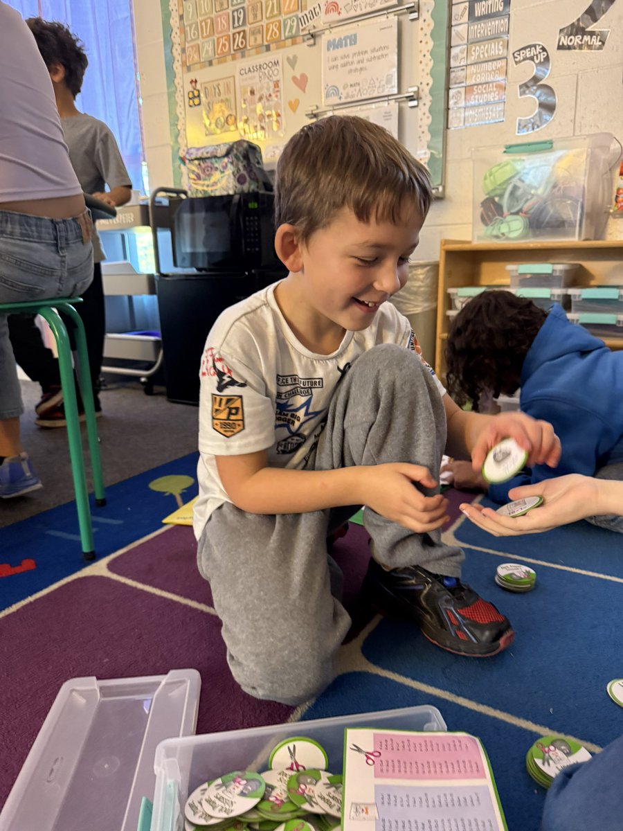 A_MinearAHL's tweet image. I stopped by to see our second grade #TrustyHuskies during their math time. I heard great conversations while they were collaborating with peers. Well done, #CPSbest teachers— putting the C in WICOR! #AHL_AVID