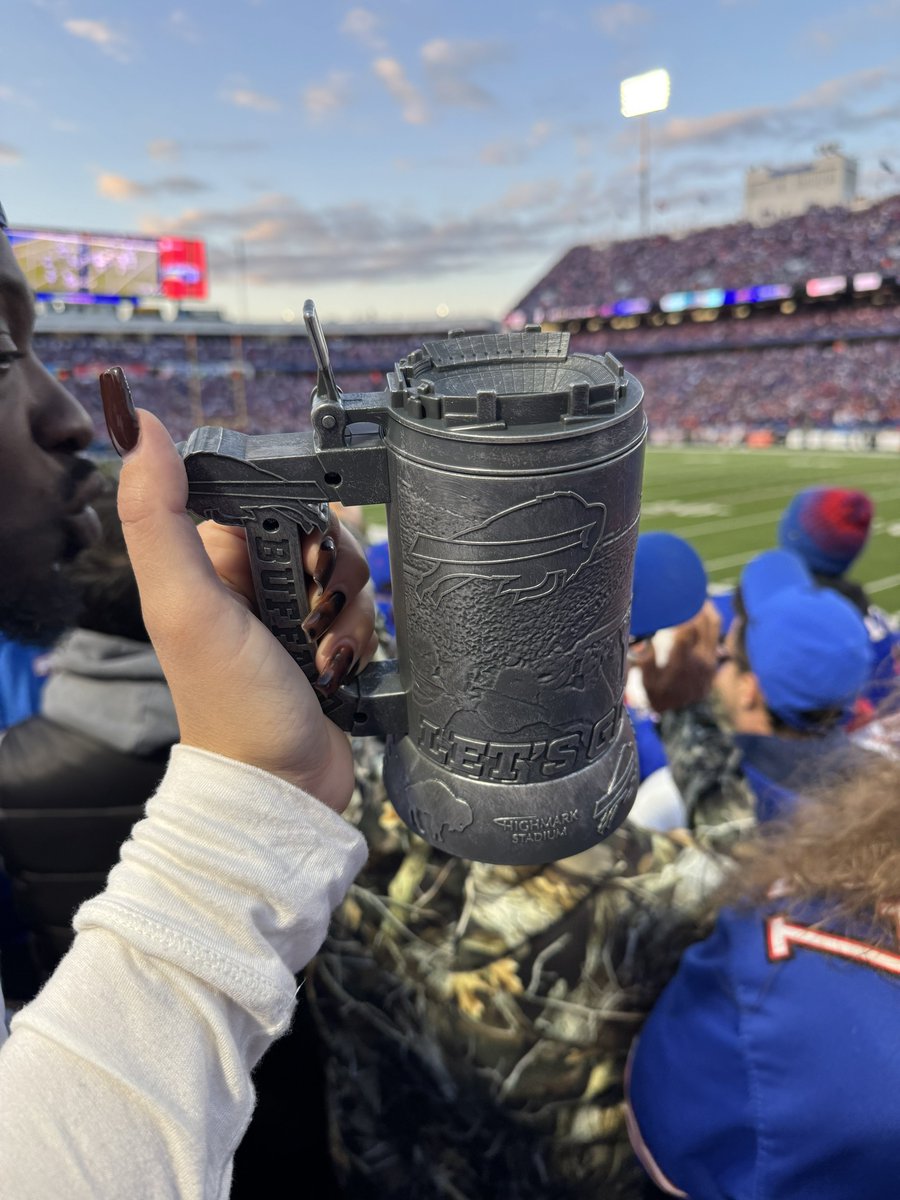 Ashley Petty🦬 tweet media