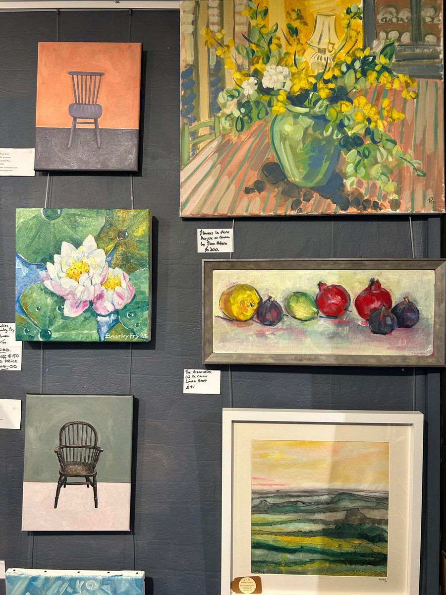 OriginalShrews's tweet image. Give one-of-a-kind this Christmas 🎁

Discover local art, sculpture &amp;amp; handmade treasures at #Shrewsbury Arts and Crafts (Perches House) - or gift a creative workshop at their Library gallery space.

#ShopLocal #SmallBizSaturday