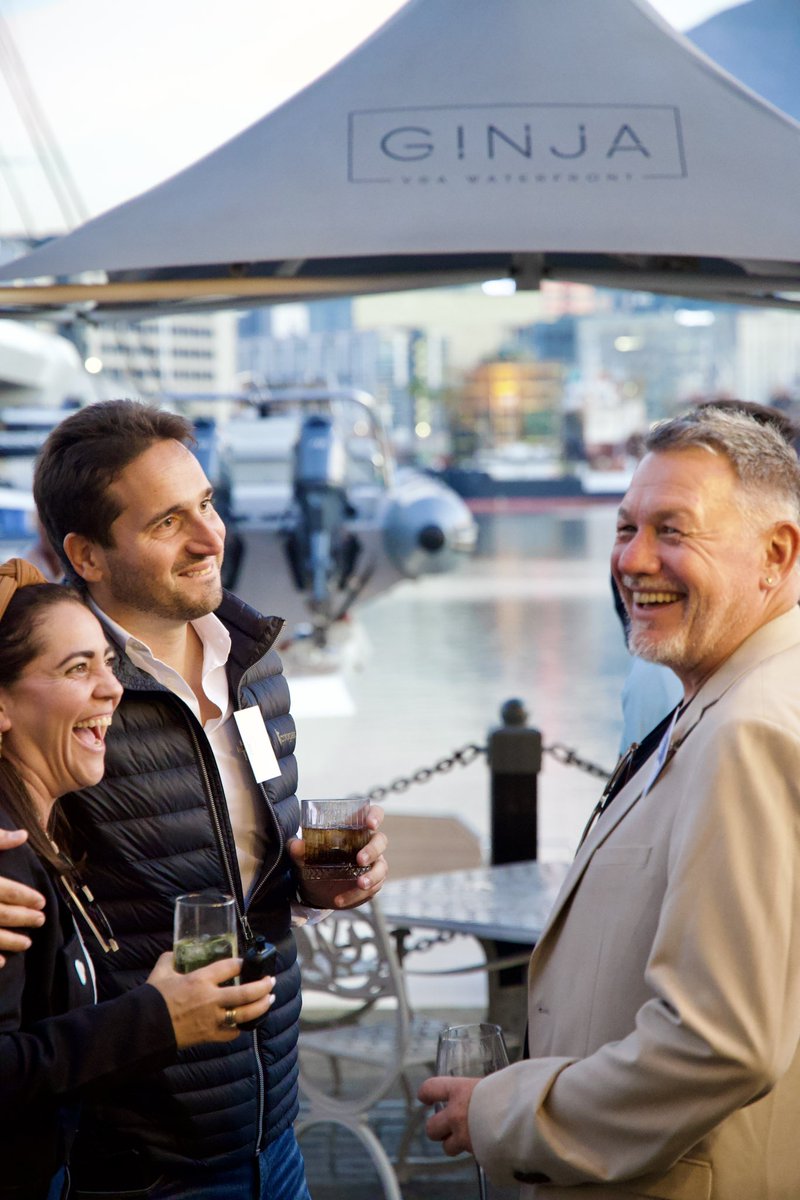 4otune's tweet photo. Networking + Food + Music 

#GeekGuide https://t.co/KXPG0XBJpC