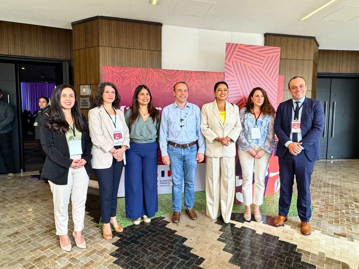 Minvivienda's tweet photo. El @Minvivienda, a través de la viceministra @aydeemarsigliab, asistió al Seminario Internacional “Un Techo Seguro para Ellas”, realizado en la ciudad de Cali y organizado por @expertisefrance, @AFD_es y @AFD_France. https://t.co/MAVGk5CLY4
