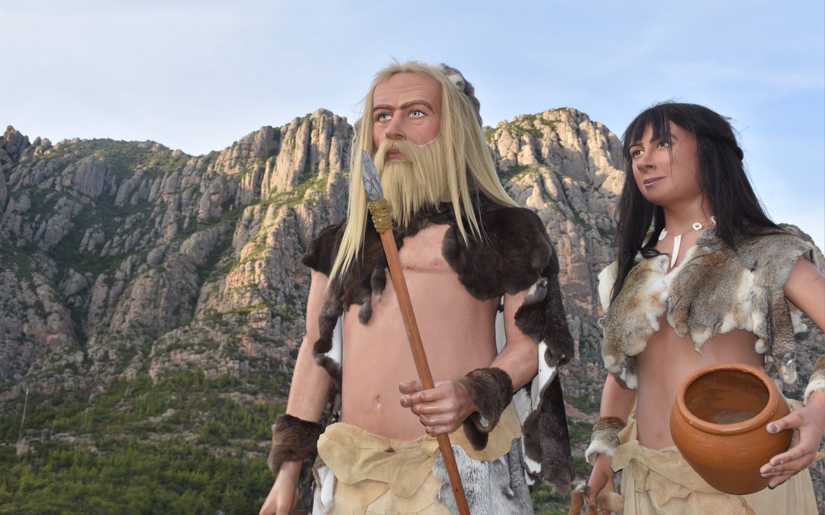 ⛰️ Aquest dissabte 15 de novembre, els Gegants Prehistòrics tornaran a Montserrat per fer una sortida molt especial.  

🏺 Una sortida que també servirà per posar un punt i a part a la seva història i mirar amb il·lusió tot el que vindrà.