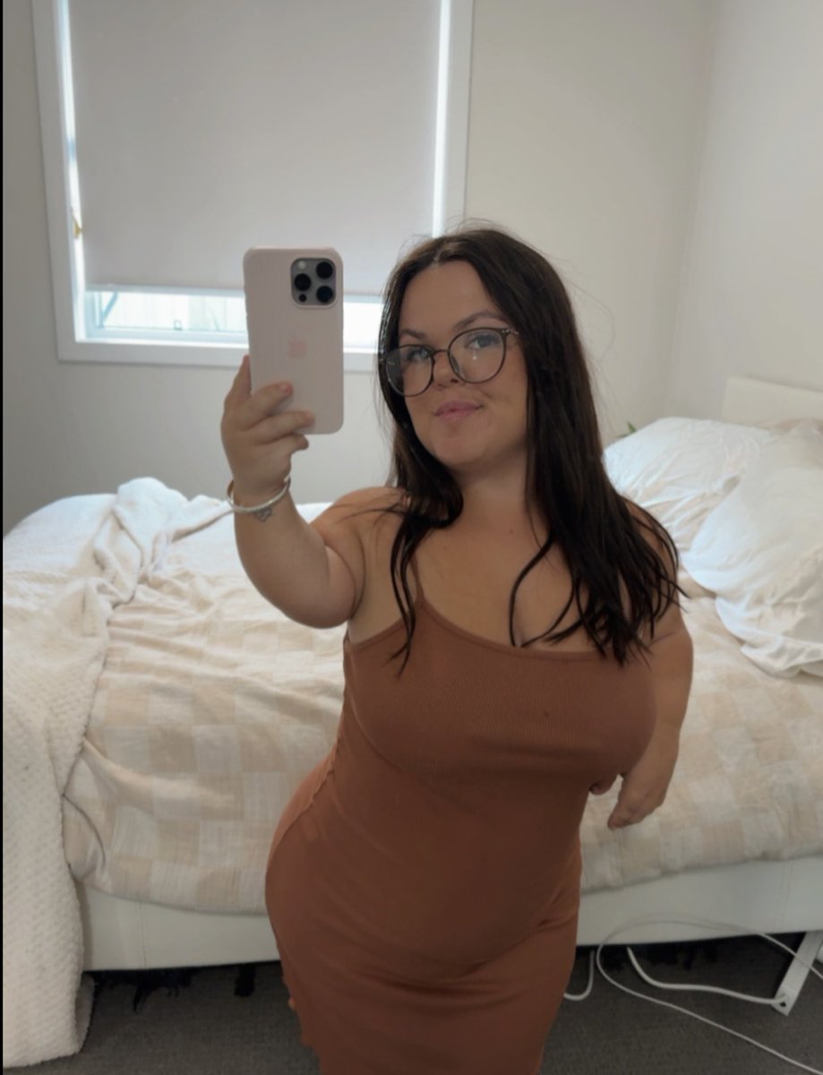 Do I have a chance with you even though I’m only 3ft?