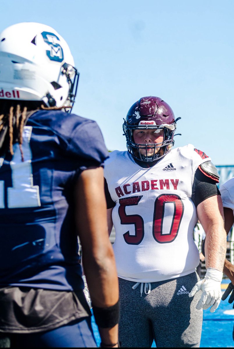 SENIOR YEAR HIGHLIGHTS ‼️
6’4 310 Versatile Offensive Linemen
(Guard, Center, Punter)
Team Captain 
Offensive MVP
Plenty of pancake blocks
Multiple d1 offers
Looking to early enroll in the spring of 26’

STILL LOOKING FOR A 🏡 

717-395-5022 Shoot me a text!!!