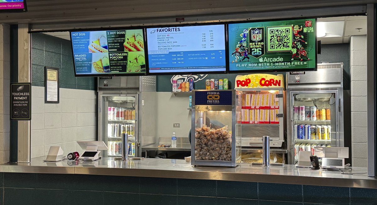 Retro Bowl tweet media