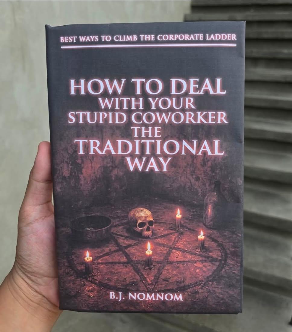 data_cyborg's tweet image. Studying some non-traditional methods for dealing with internal security threats. ​When you've already blocked the port, isolated the machine, and changed the password, but the user still keeps clicking the link... you have to move on to Chapter 4.
 #Sysadminhumor
 #meme